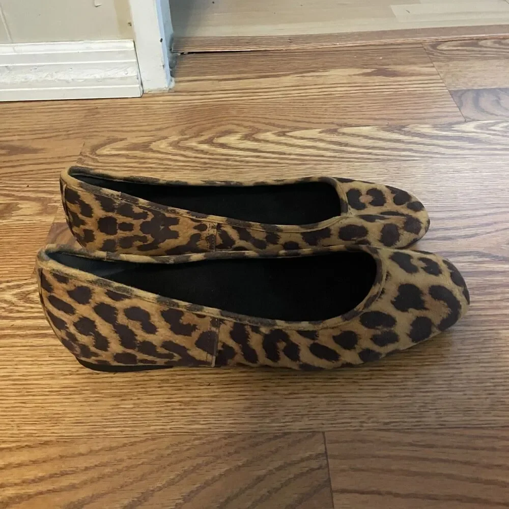 Vionic Brown Leopard Print Women Comfort Flats  7.5Orthotic Support Slip On Shoe